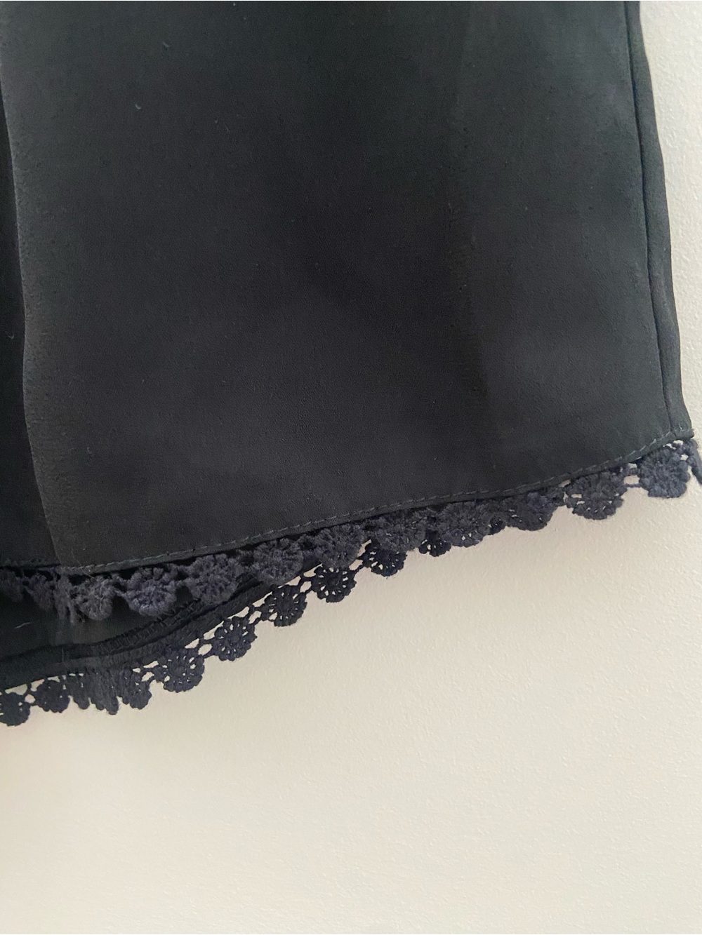 Brandy Melville Crochet Trim Black Shorts Boho - Picture 3 of 13
